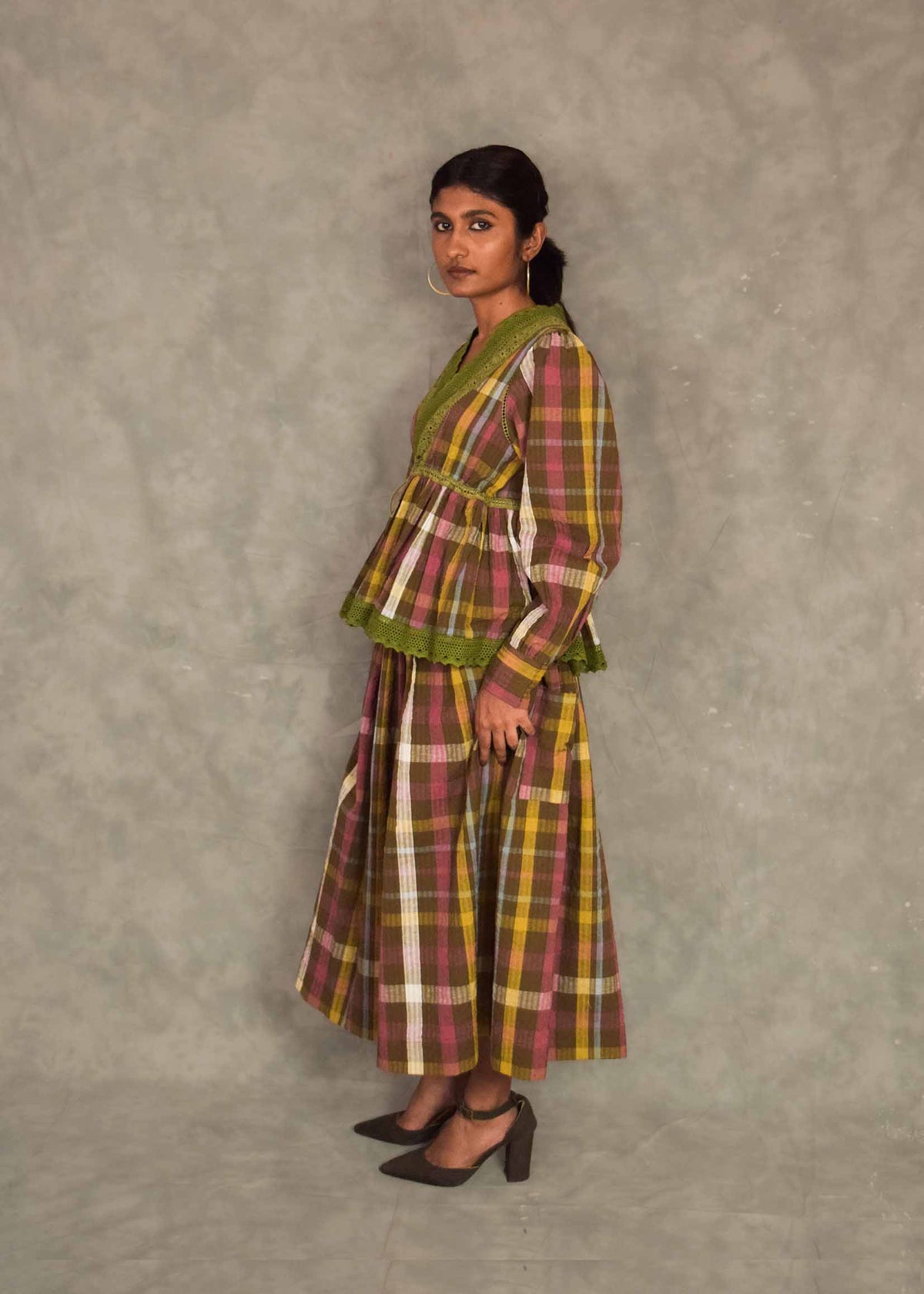 Swirl Top - Brown plaids TheKefiHouse